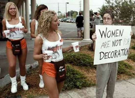 frauen sind nicht zur dekoration