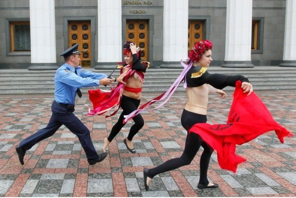 Inzwischen in der Ukraine