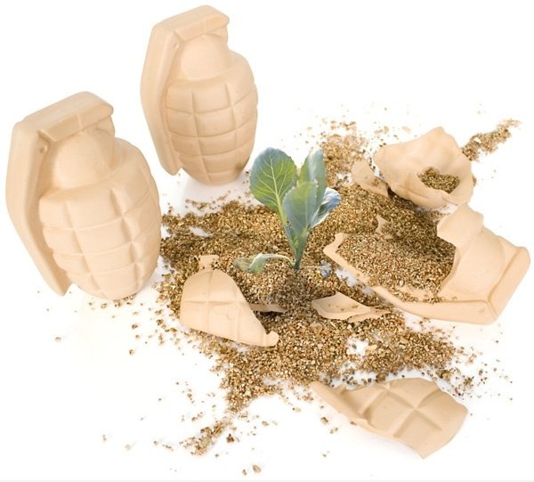 Blume Grenades