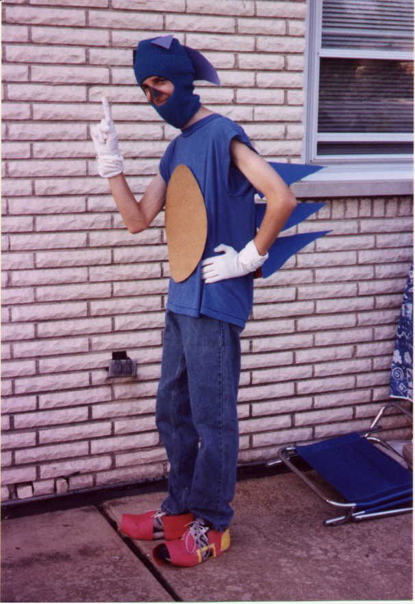 Sonic Cosplay Fail-