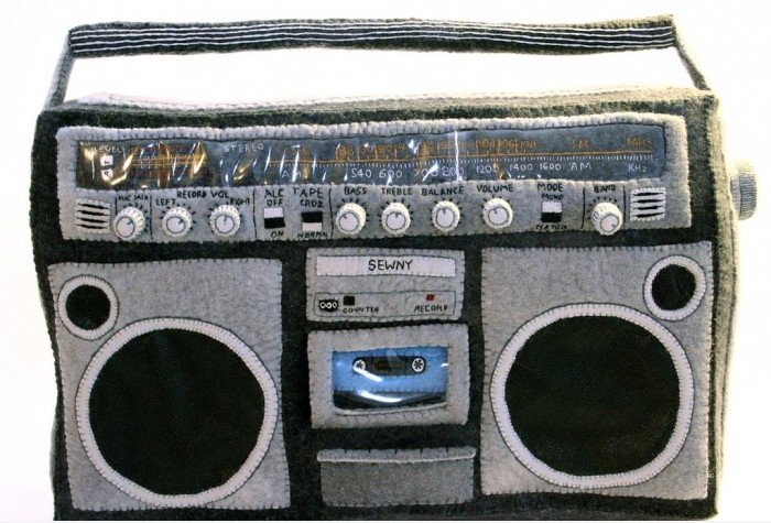 Ehrfürchtig Felt Boombox