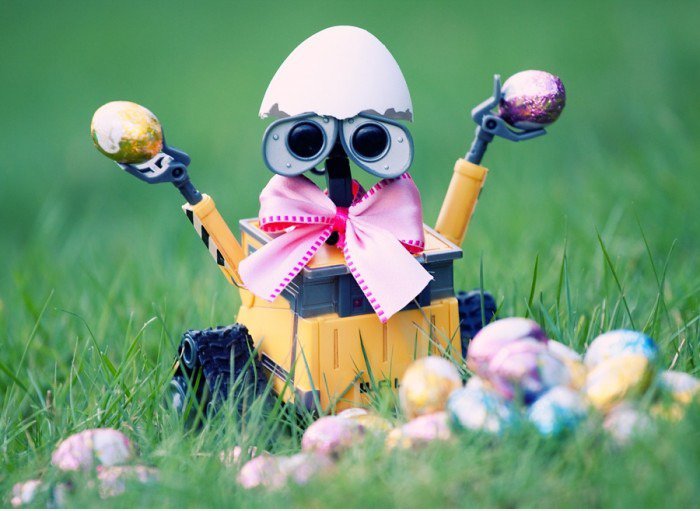 Easter Wall-E