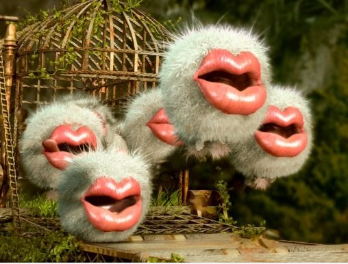 Hot Lips ...