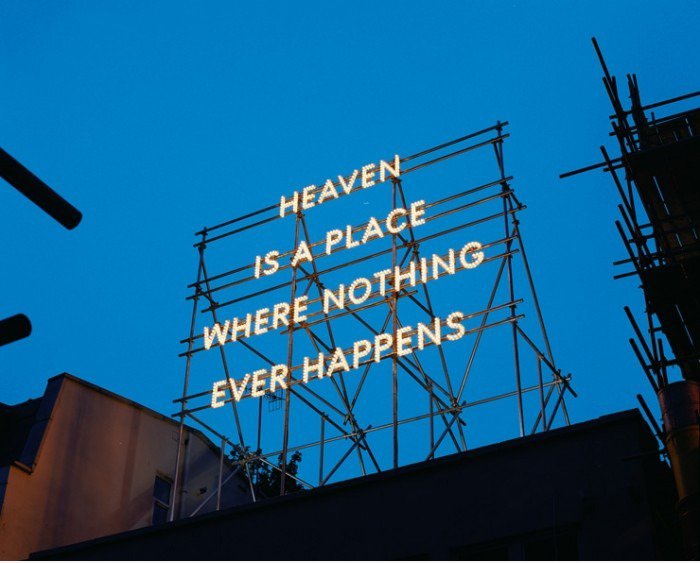 Der Himmel ist ...