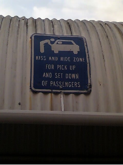 Kiss & Ride Zone