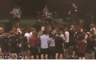 Stage Dive FAIL