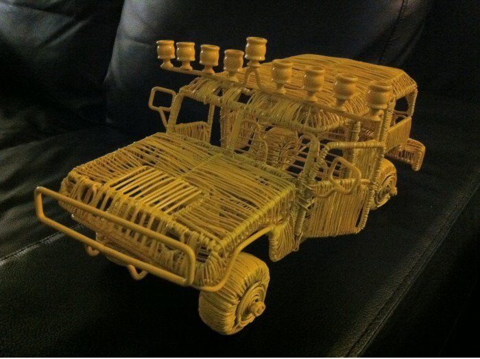 Draht rattan humvee Menora