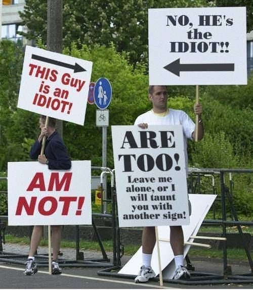 Nein, er ist DER IDIOT