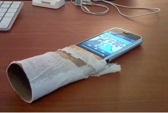 DIY iPhone Amplifier
