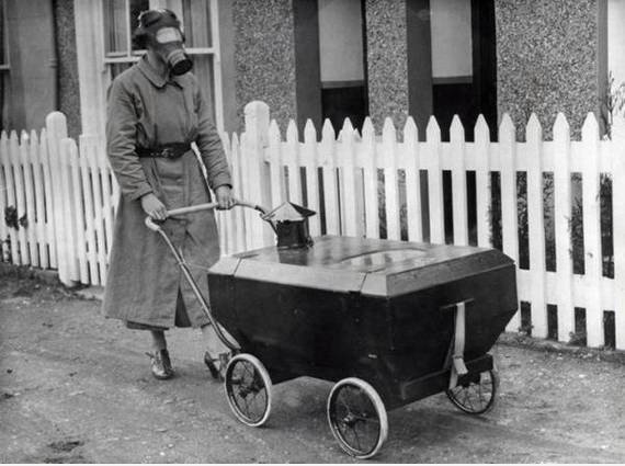 Ein Kinderwagen im Fall von Gas Angriff