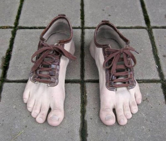 Bizarre Schuhe :D