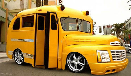 gepimpter-schulbus