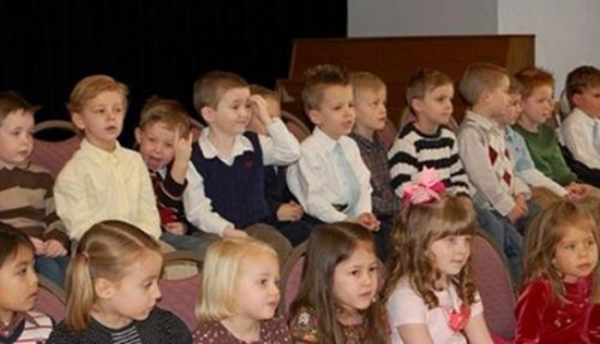 Kinder Gruppenfoto Win - Win Bild