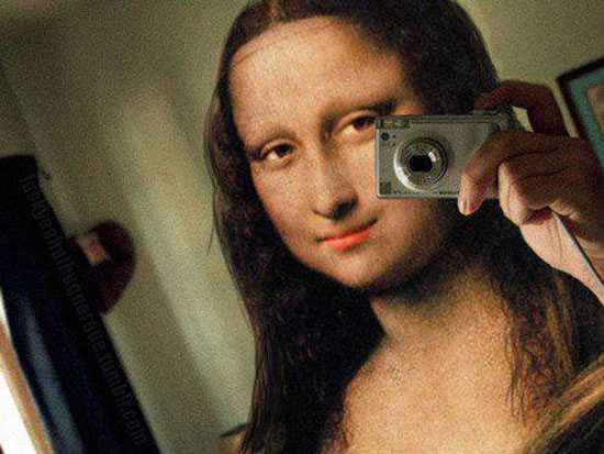 selfshot Mona Lisa Facebook